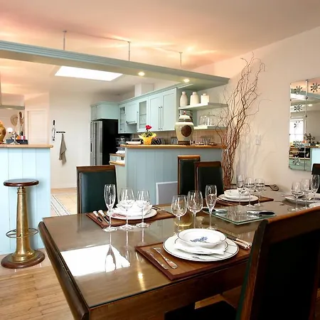 Bed and breakfast Sur Le Port Saint-Martin-de-Ré